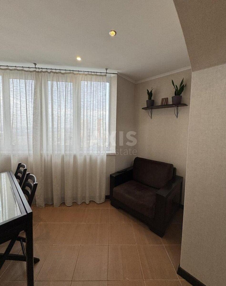 3k apartment vul. Myloslavs'ka 32/51А630725
