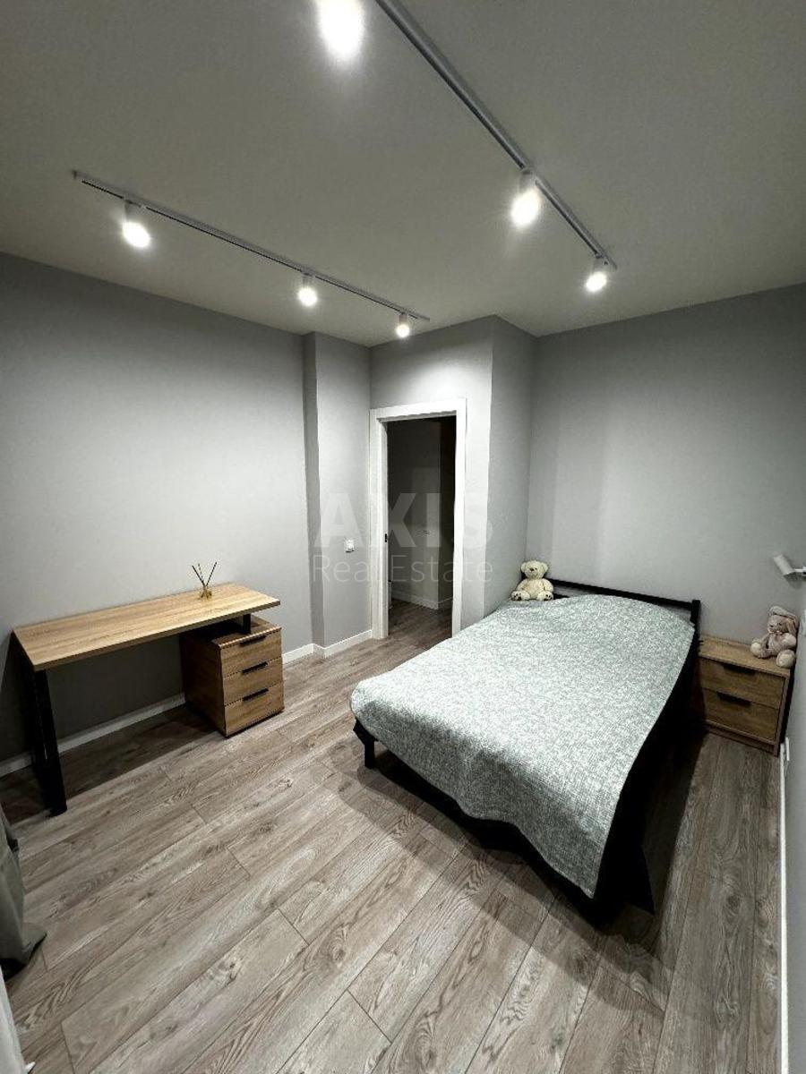 3k apartment vul. Saljutna 2Б5
