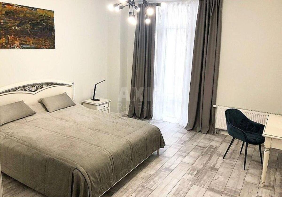 1k apartment vul. Saperne Pole 5А0