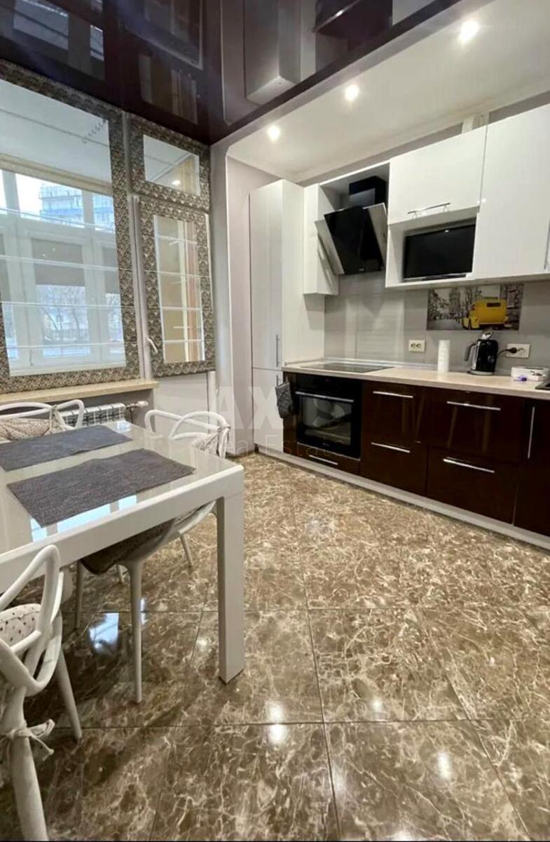 2k apartment vul. Sikors'kogo Igorja Aviakonstruktora 4Б632700