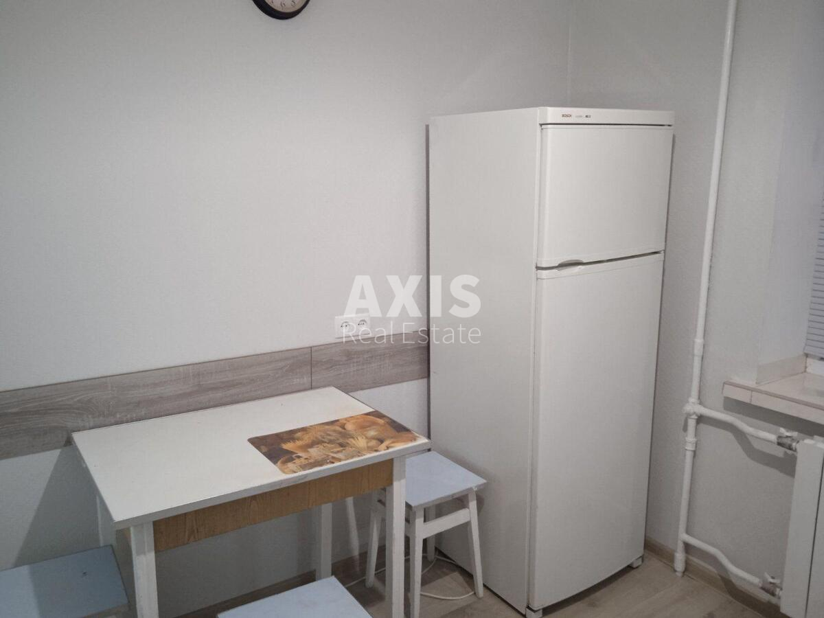 2k apartment vul. Entuziastiv 11/10