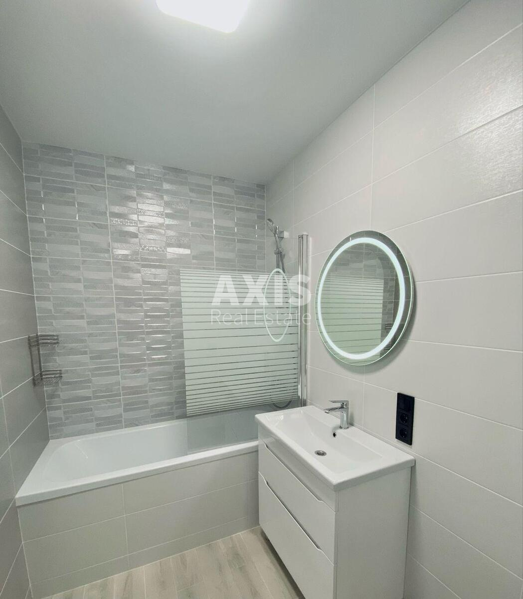 1k apartment vul. Sverstjuka Jevgena 4512278