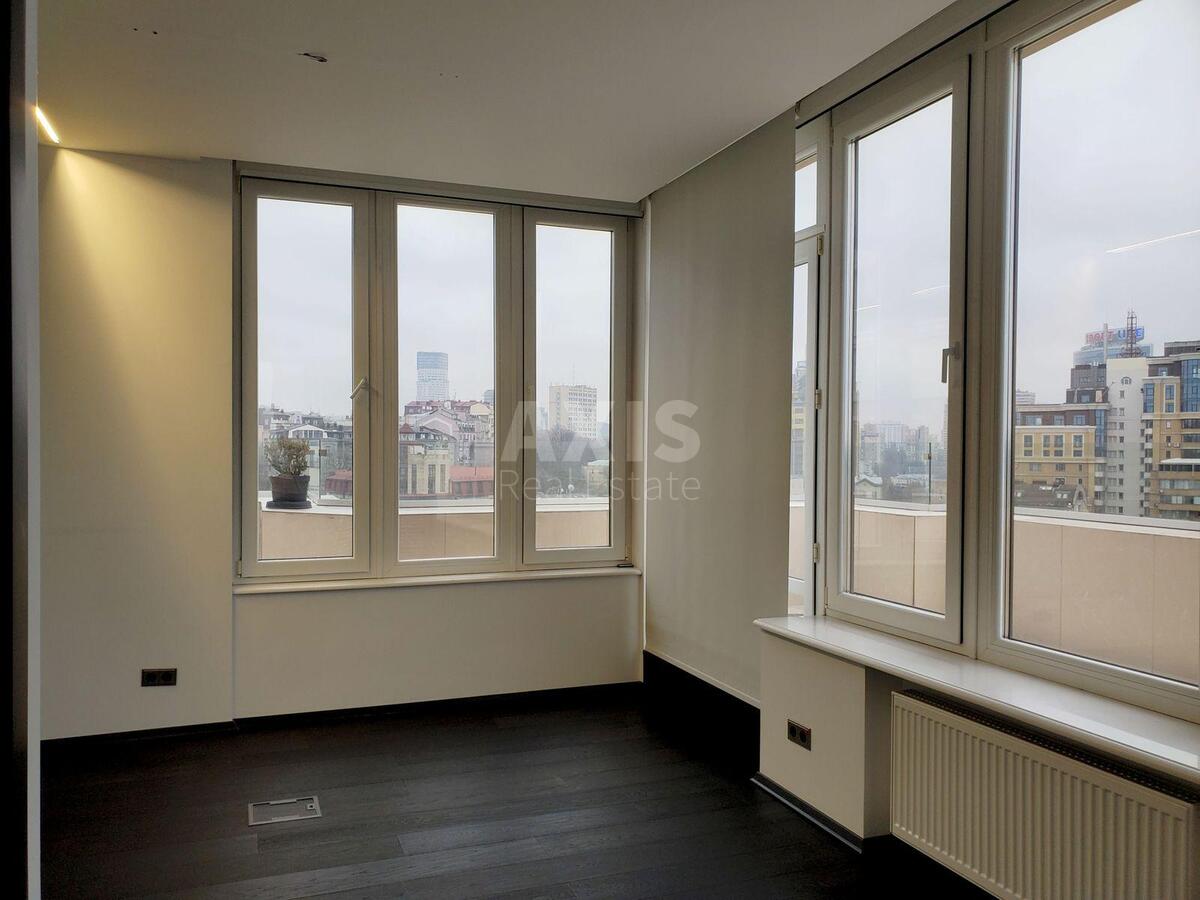 4k apartment vul. Kruglouniversytets'ka 3/5506021