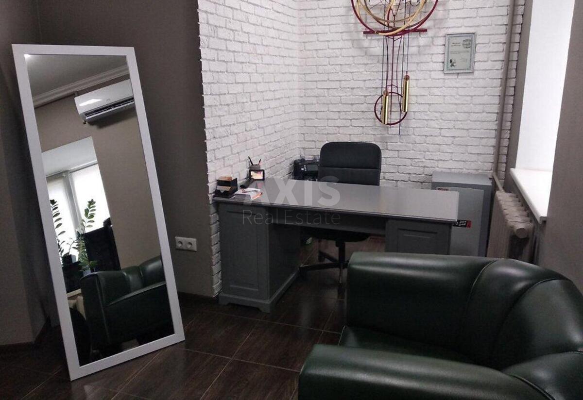 Офис ул. Малоподвальная 12, 80м27