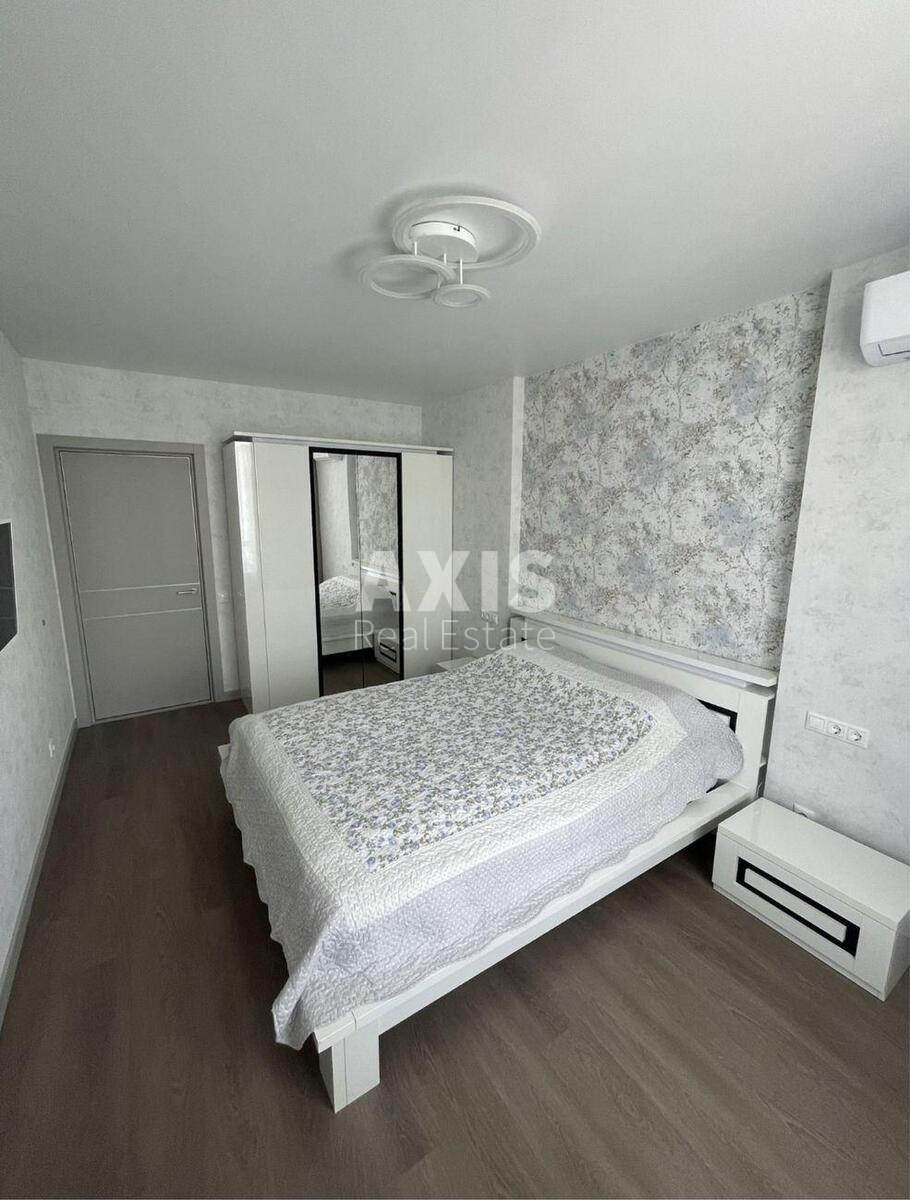 1k apartment bul. Ryl's'kogo Tadeja 1562642