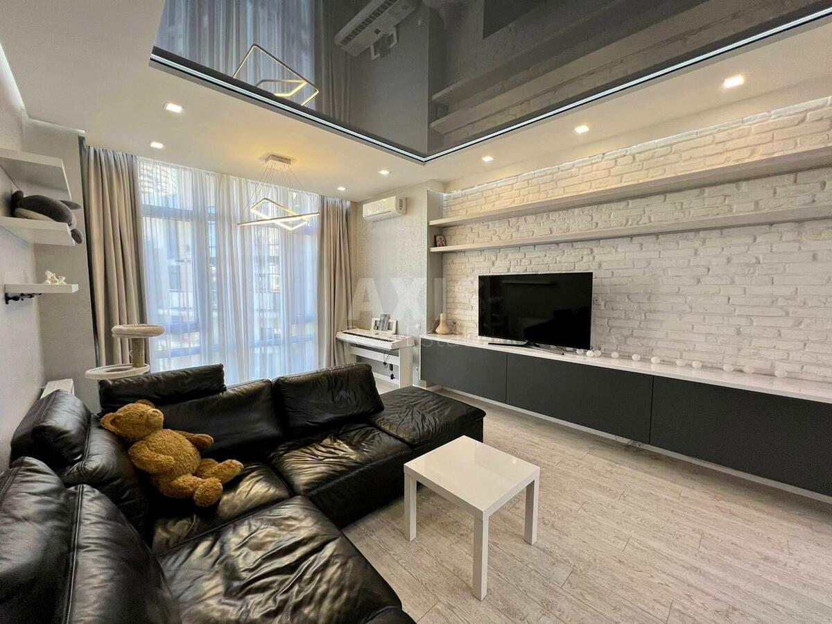 3k apartment vul. Saperne Pole 30