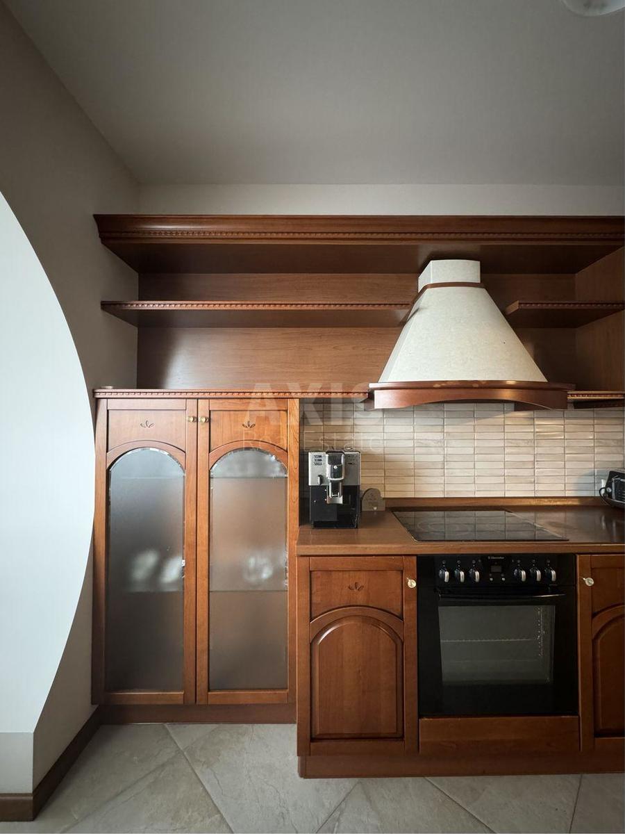 4k apartment vul. Knjazhyj Zaton 112