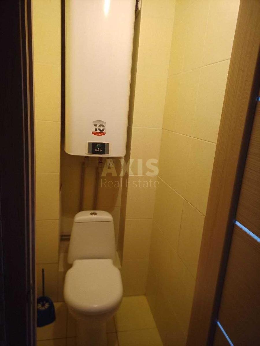 1к квартира ул. Ревуцкого 11В8