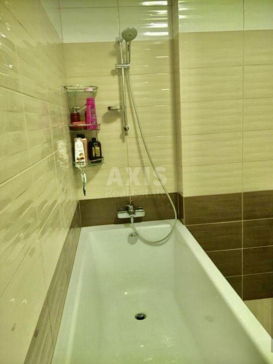 4k apartment vul. Zlatoustivs'ka 47/496021912