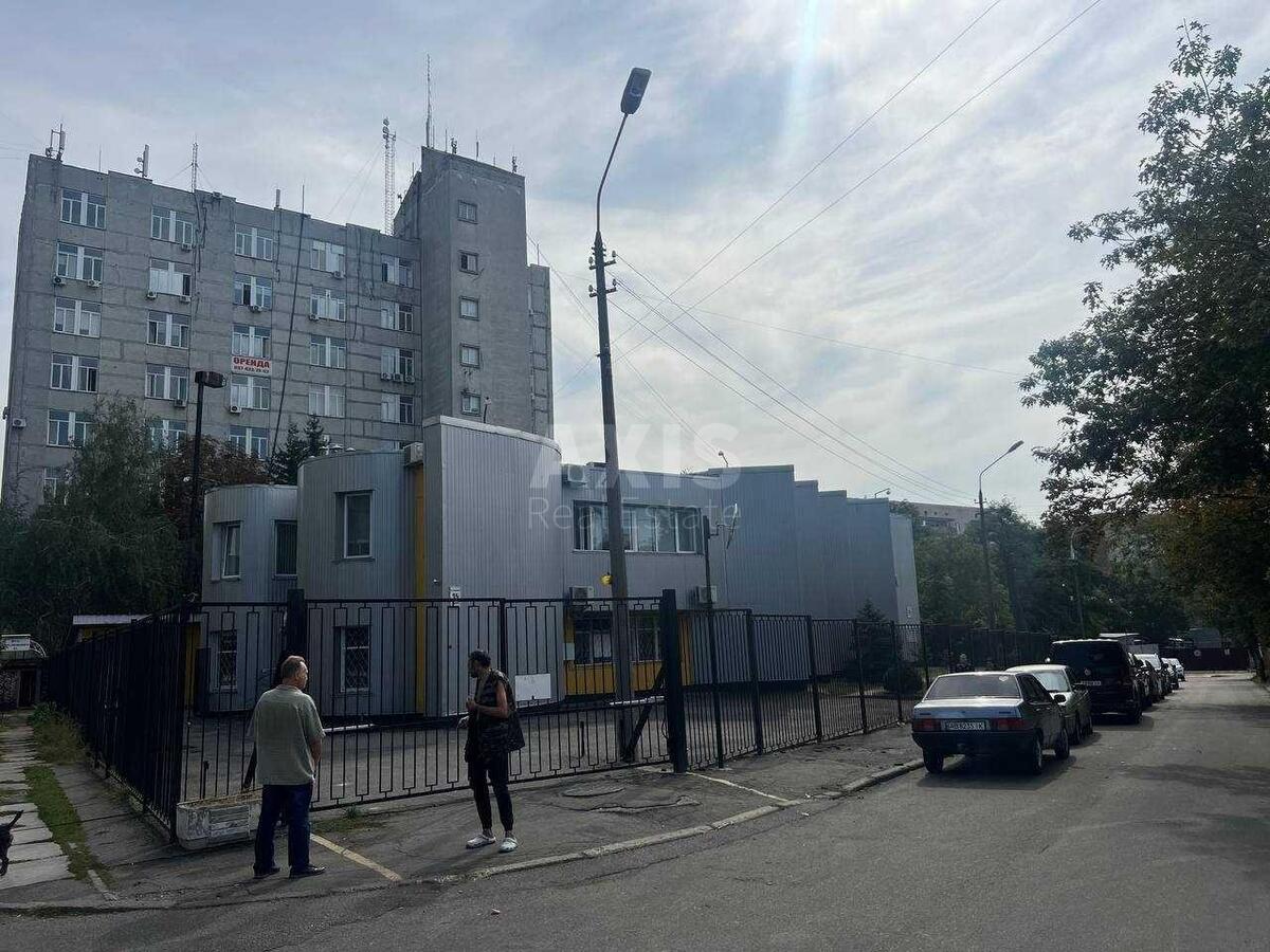 Объект сервиса ул. Светлицкого 35А, 621м2570678