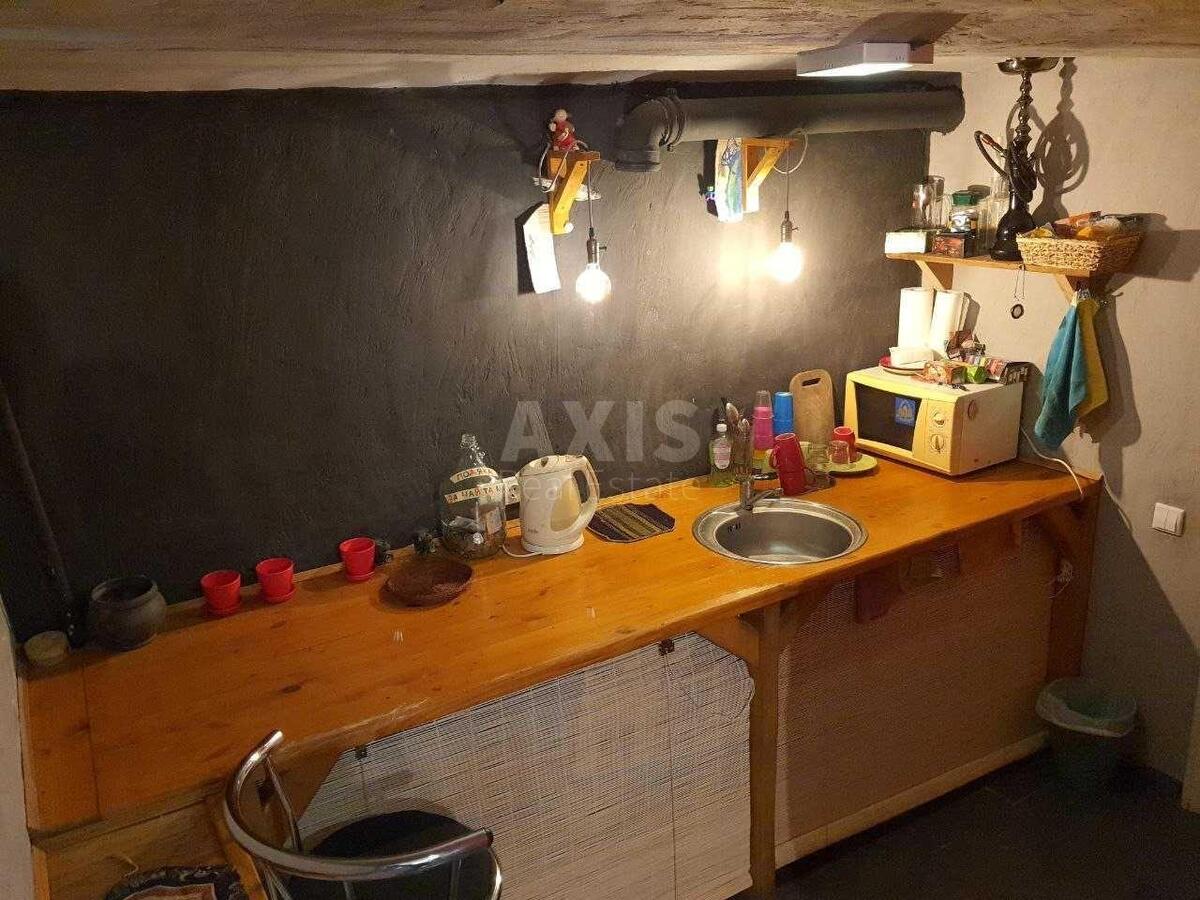 Объект торговли ул. Паторжинского 4, 88м26072812