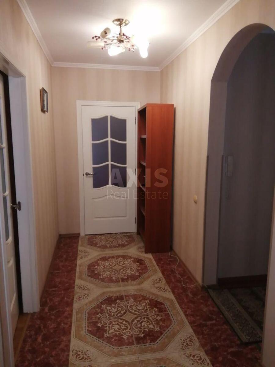 2k apartment vul. Revuc'kogo 42Б10
