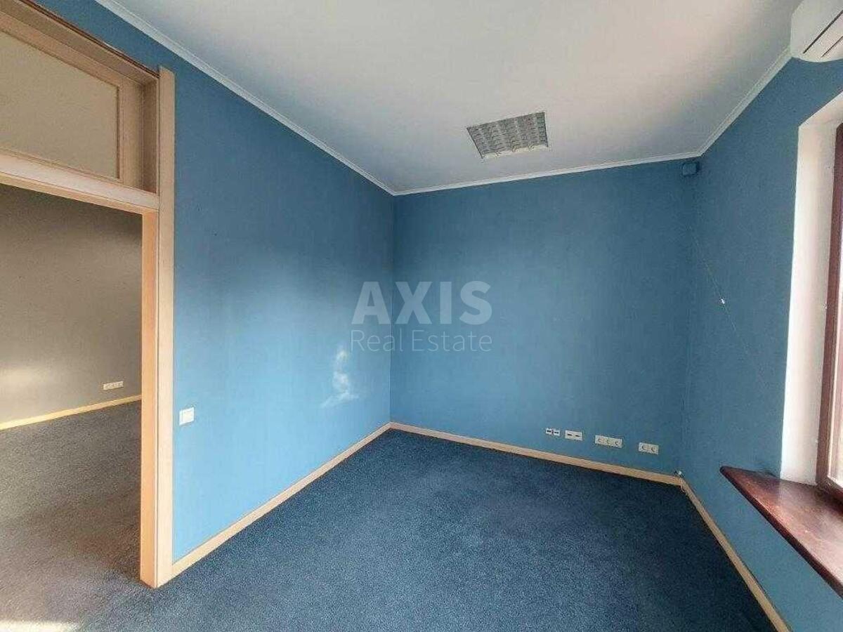 Office vul. Nyzhn'ojurkivs'ka 45, 300m2567824