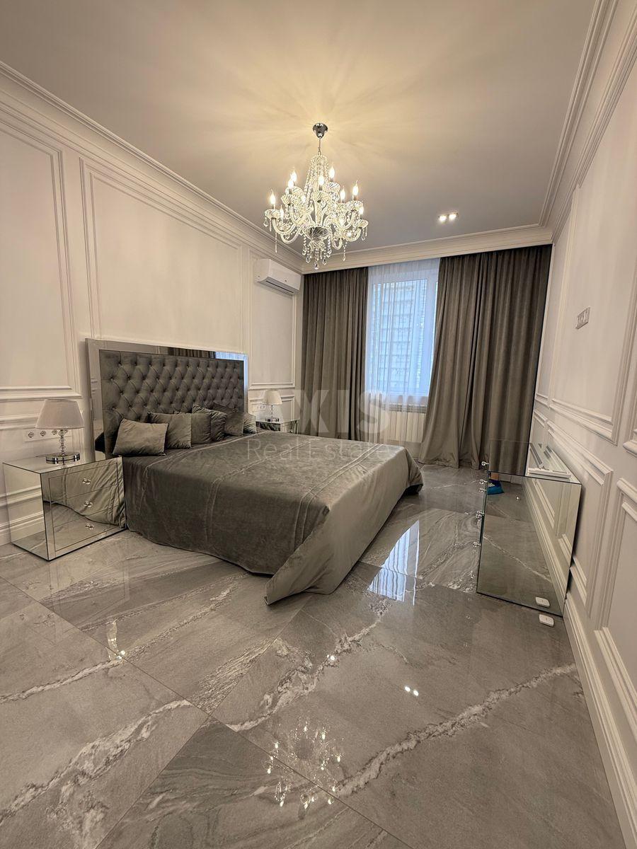 2к квартира ул. Драгомирова Михаила 4Б580681