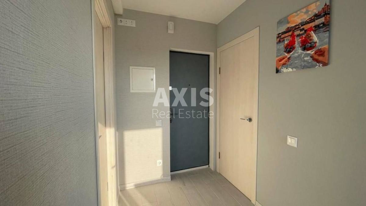 1k apartment vul. Bogatyrs'ka 87