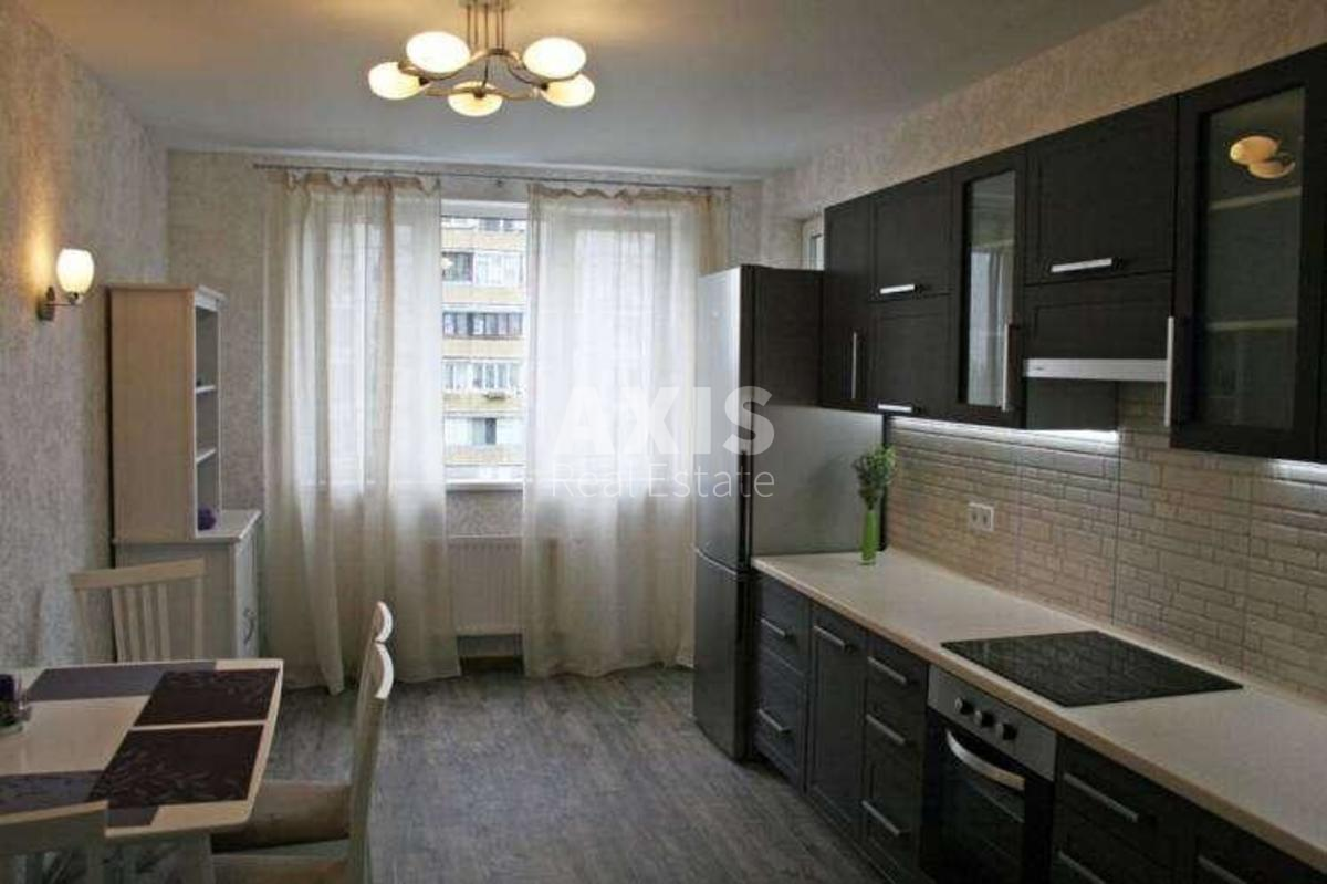 2k apartment vul. Glybochyc'ka 13