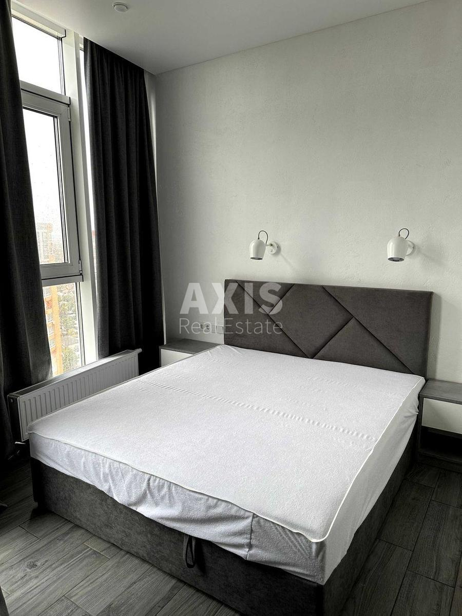 2k apartment vul. Kahovs'ka 602