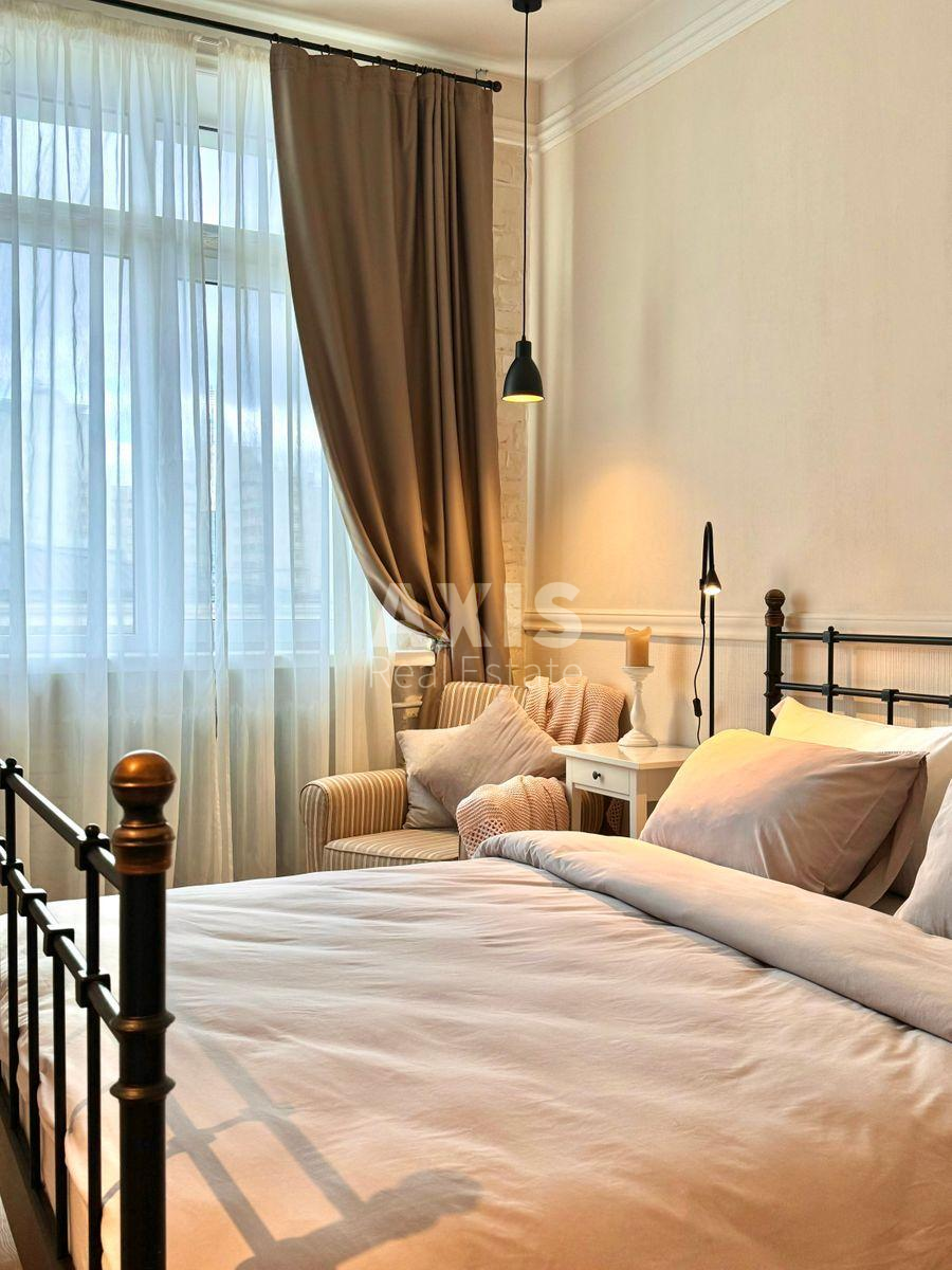 2k apartment vul. Shovkovychna 13/20