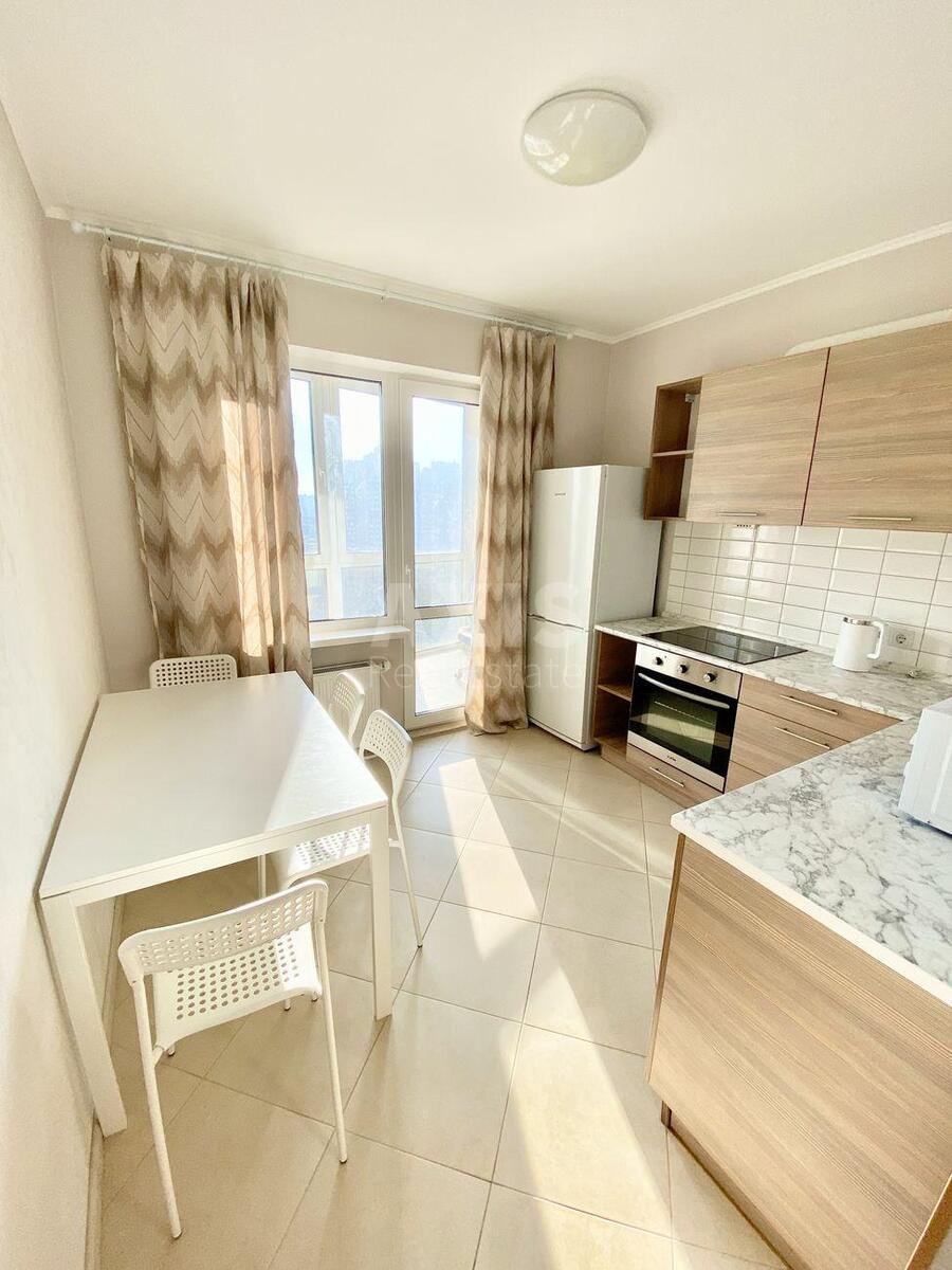 1k apartment vul. Petra Kalnyshevs'kogo 140