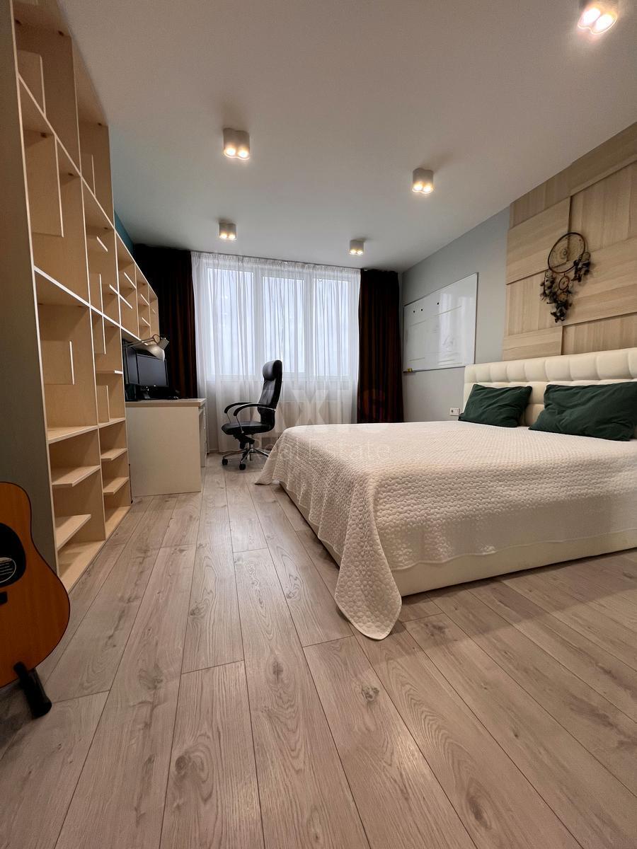 2k apartment vul. Andrjushhenka Grygorija 6Г593777