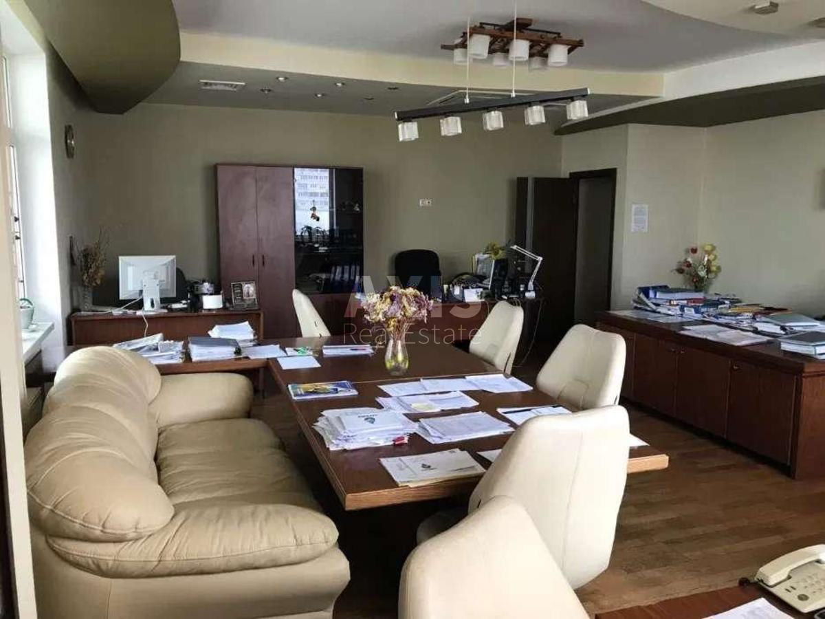 Office vul. Zarichna 2, корп. 1, 46m2