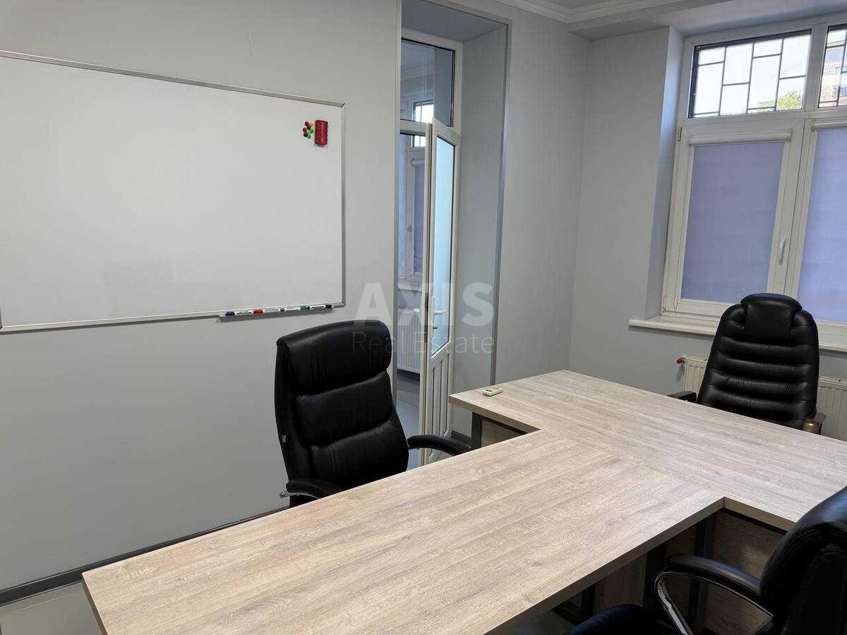 Офис бул. Леси Украинки 7А, 140м2588035