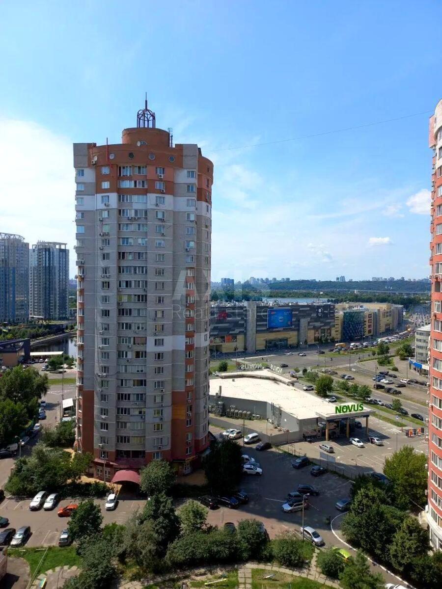3k apartment vul. Ahmatovoi' Anny 436331011