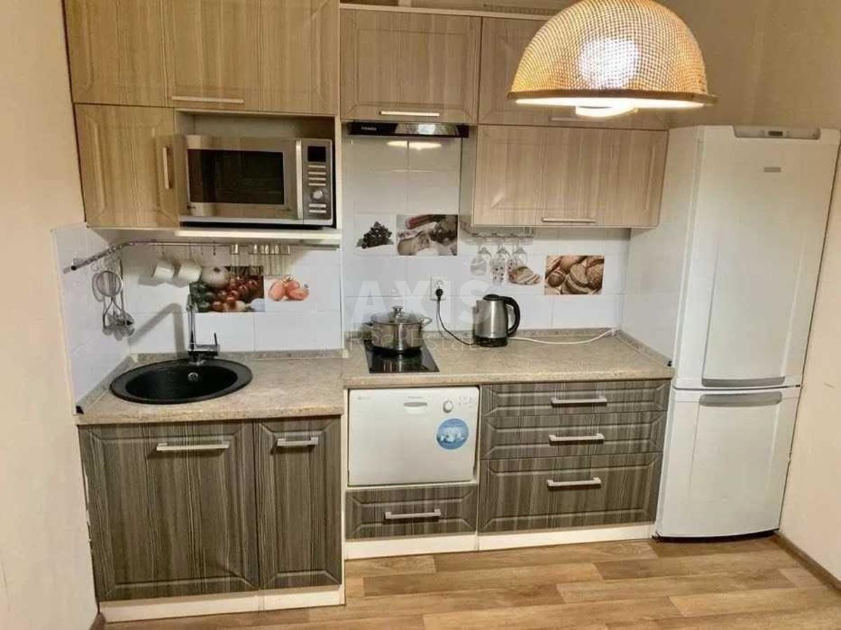 1k apartment vul. Zakrevs'kogo Mykoly 93А