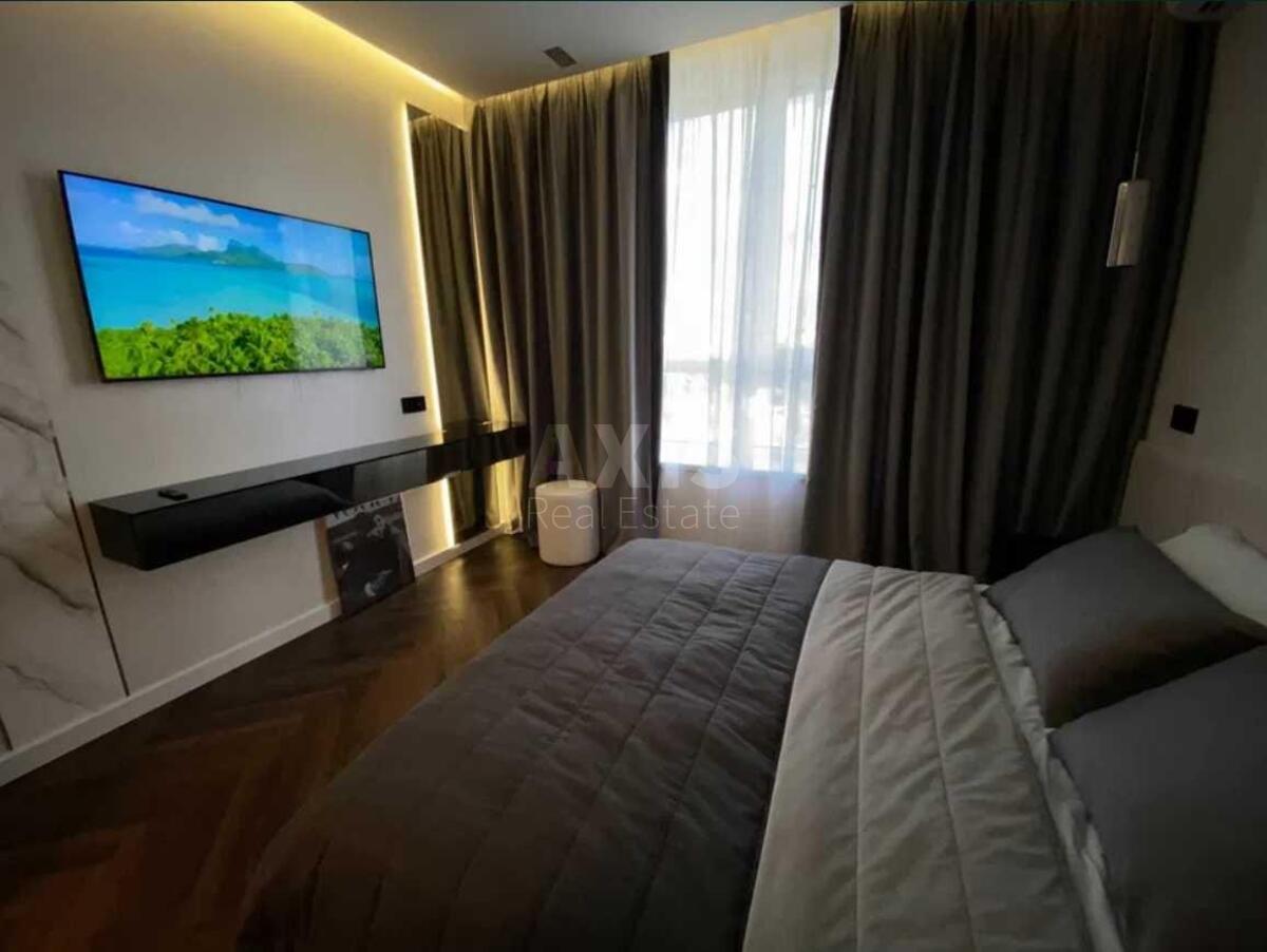 2k apartment vul. Glybochyc'ka 7311