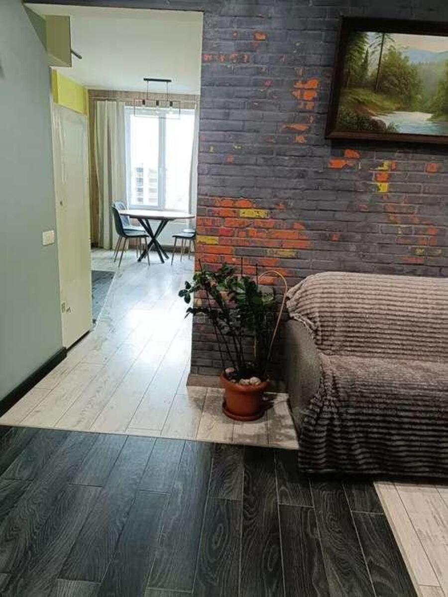 2к квартира ул. Заболотного Академика 1А603481