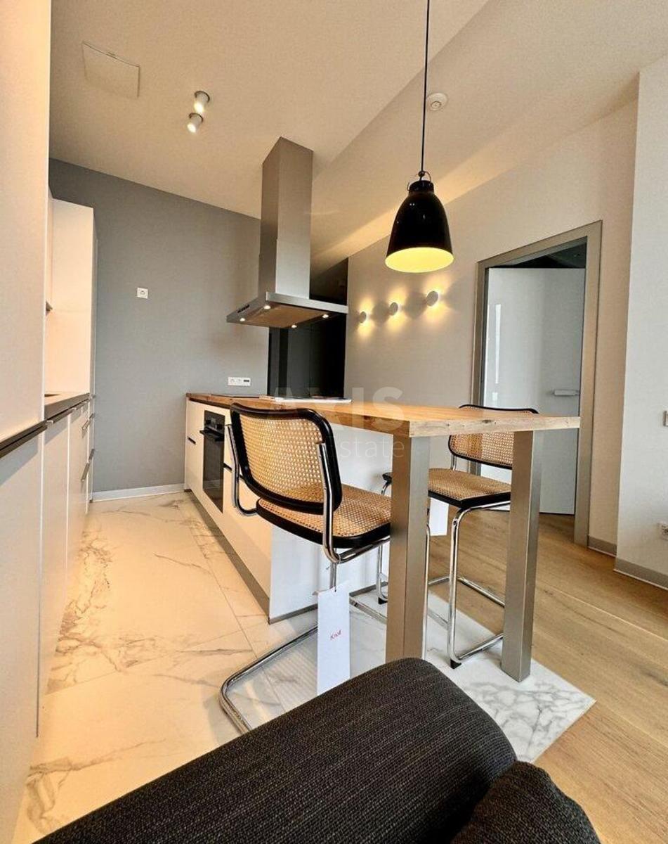 2k apartment vul. Barbjusa Anri 28А0