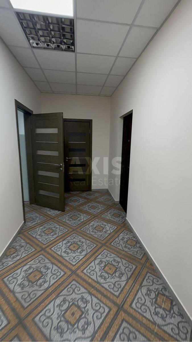 Офис ул. Евгения Коновальца 36В, 200м28
