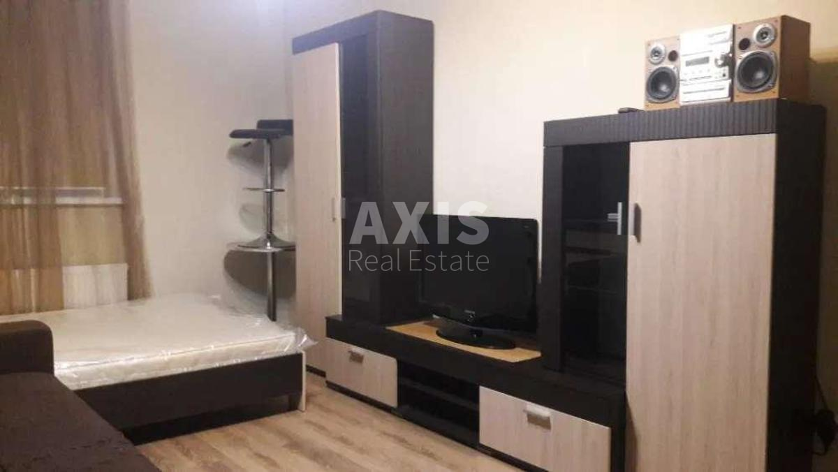 1k apartment vul. Zhyljans'ka 1186