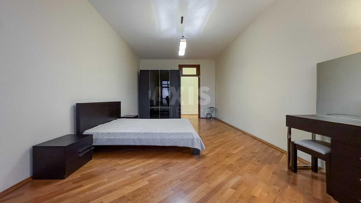 3k apartment vul. Pavlivs'ka 184