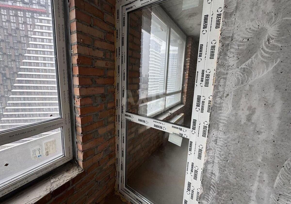 2k apartment nab. Dniprovs'ka 143