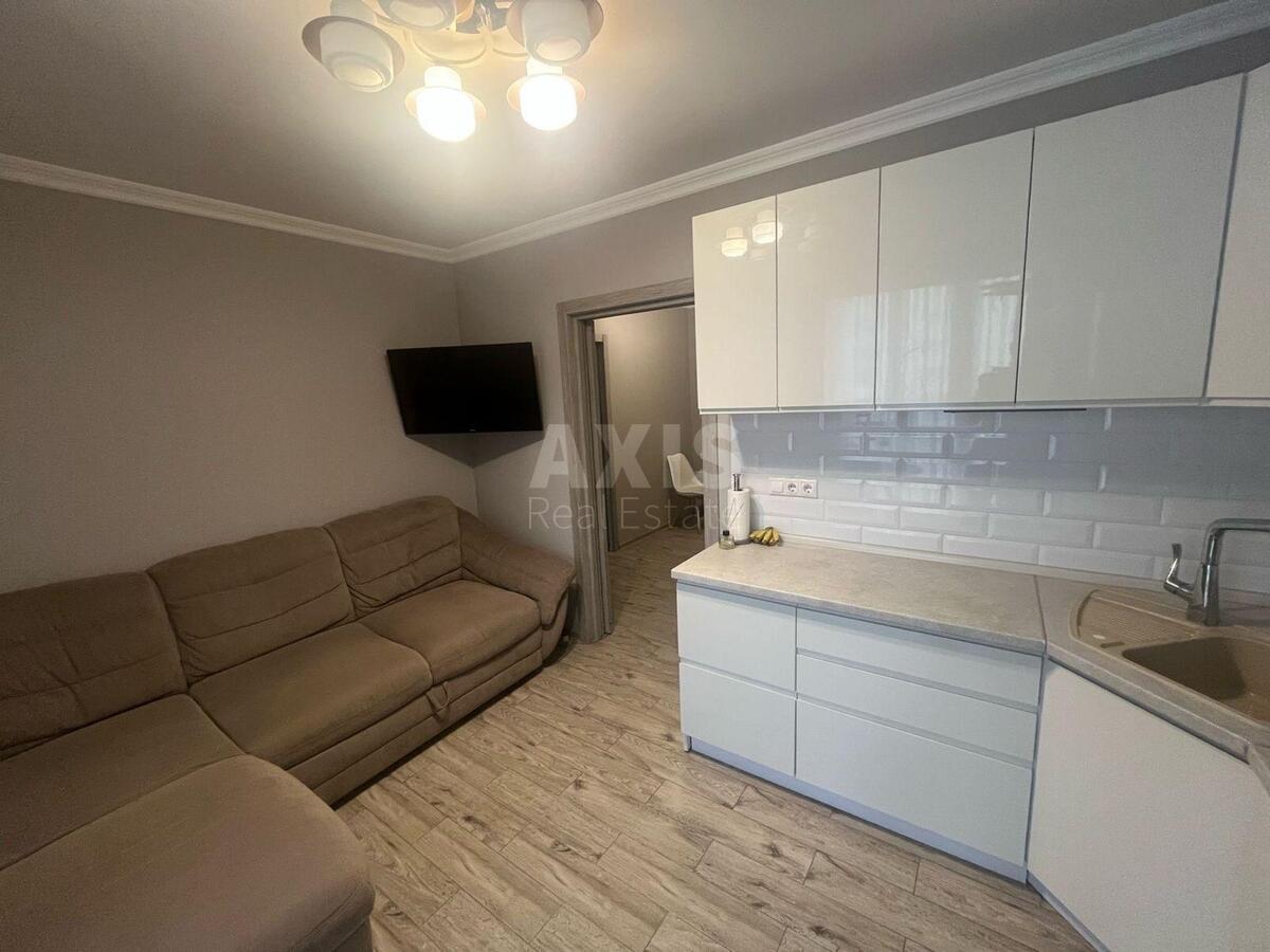 1k apartment vul. Kombinatna 25А4