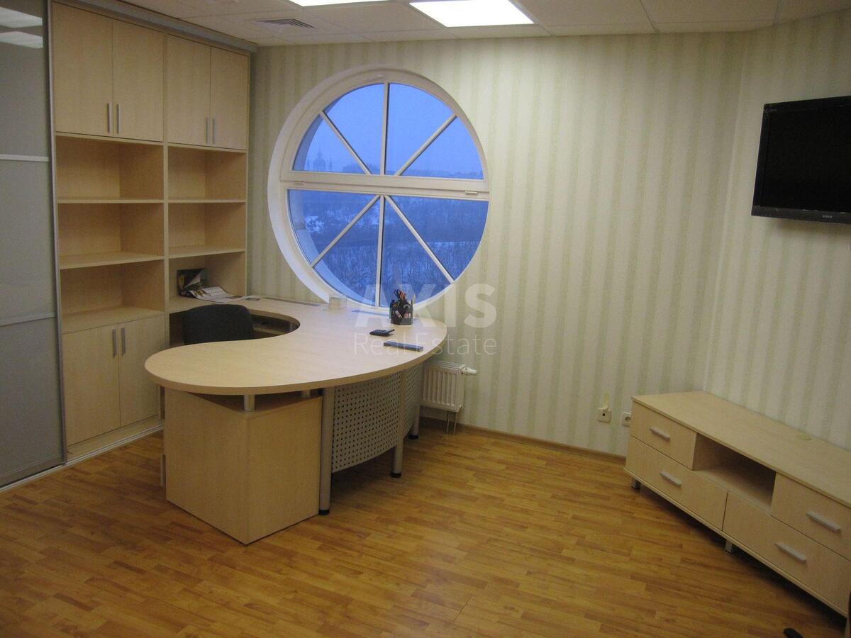 Офис пер. Кияновский 7А, 156м23