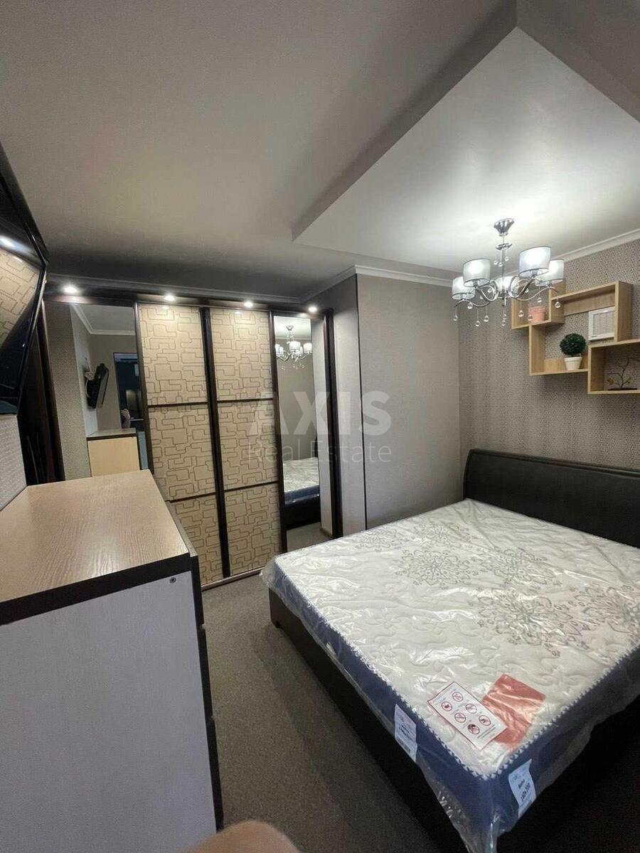 1k apartment vul. Myhajla Maksymovycha 3Д4