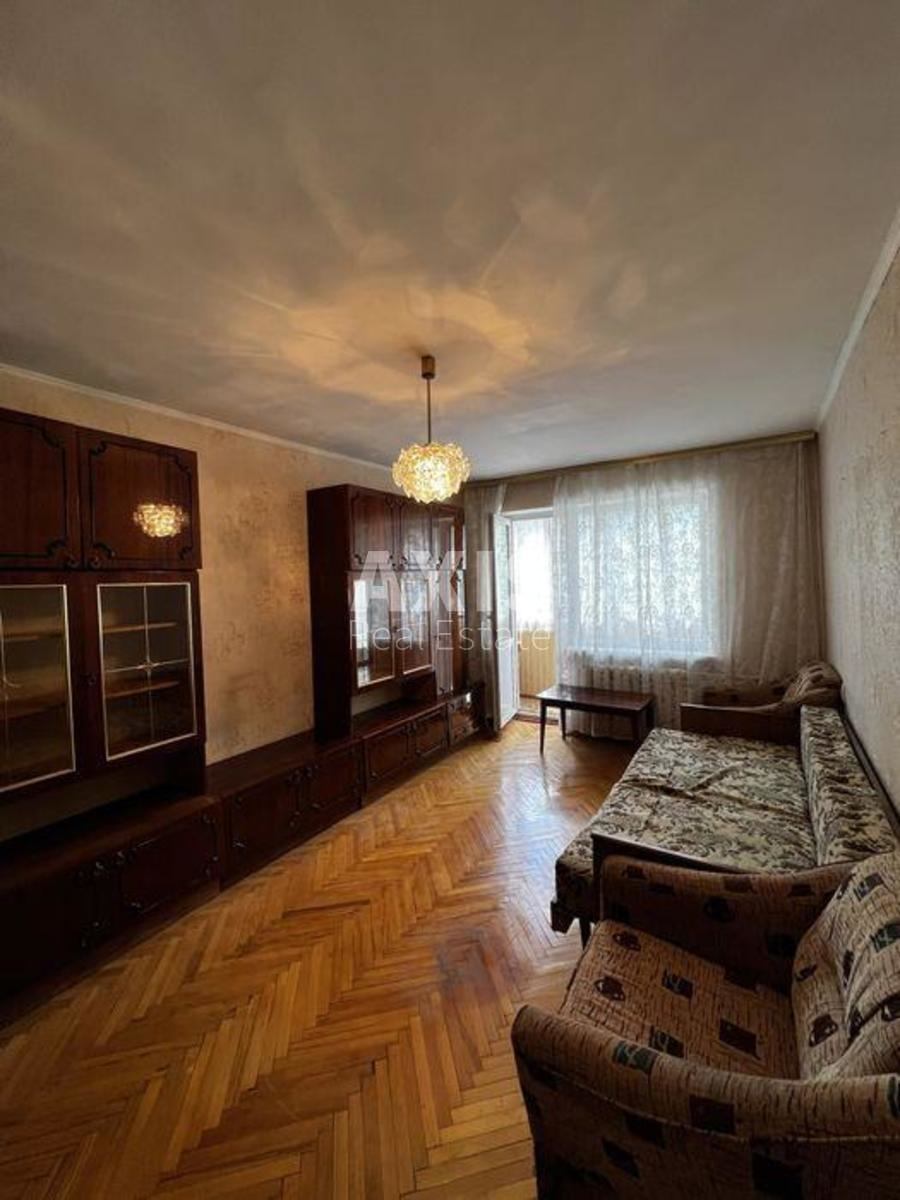 1k apartment vul. Chervonopil's'ka 16