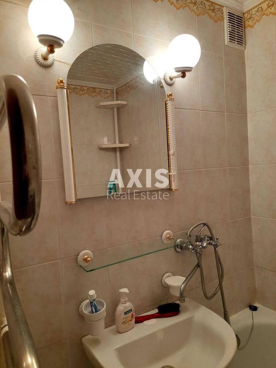 2k apartment vul. Ahmatovoi' Anny 15478878