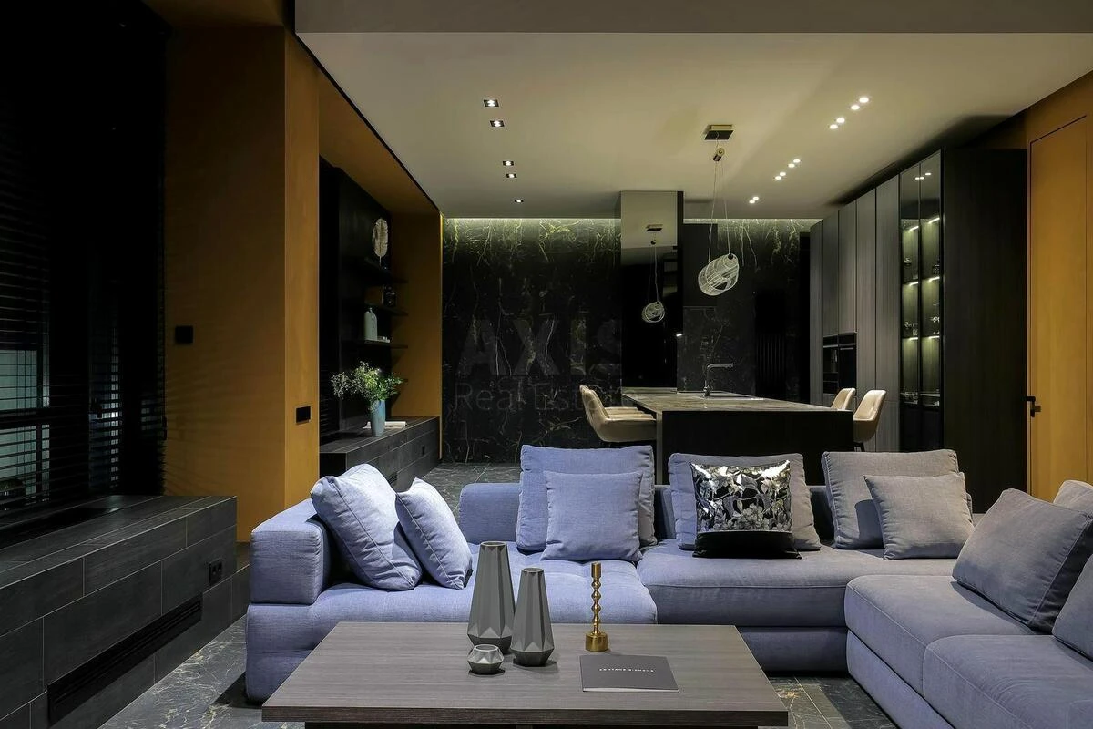 4k apartment prov. Laboratornyj 76639819