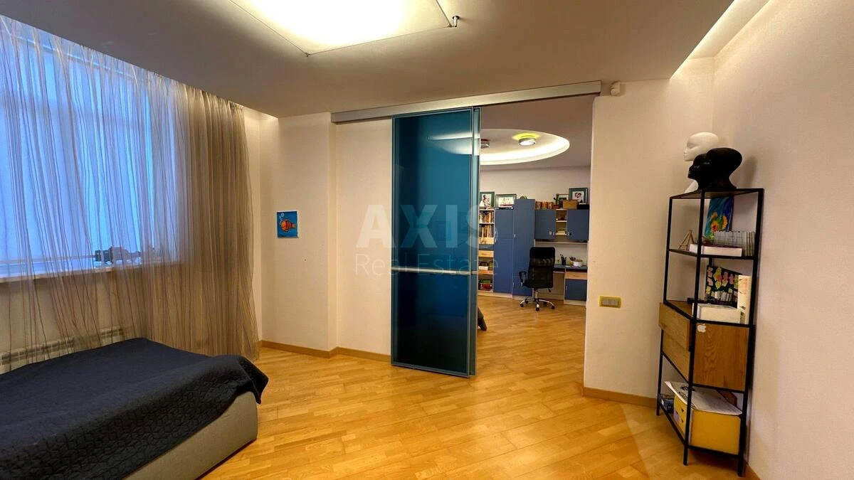 5k apartment vul. Dmytrivs'ka 696641610