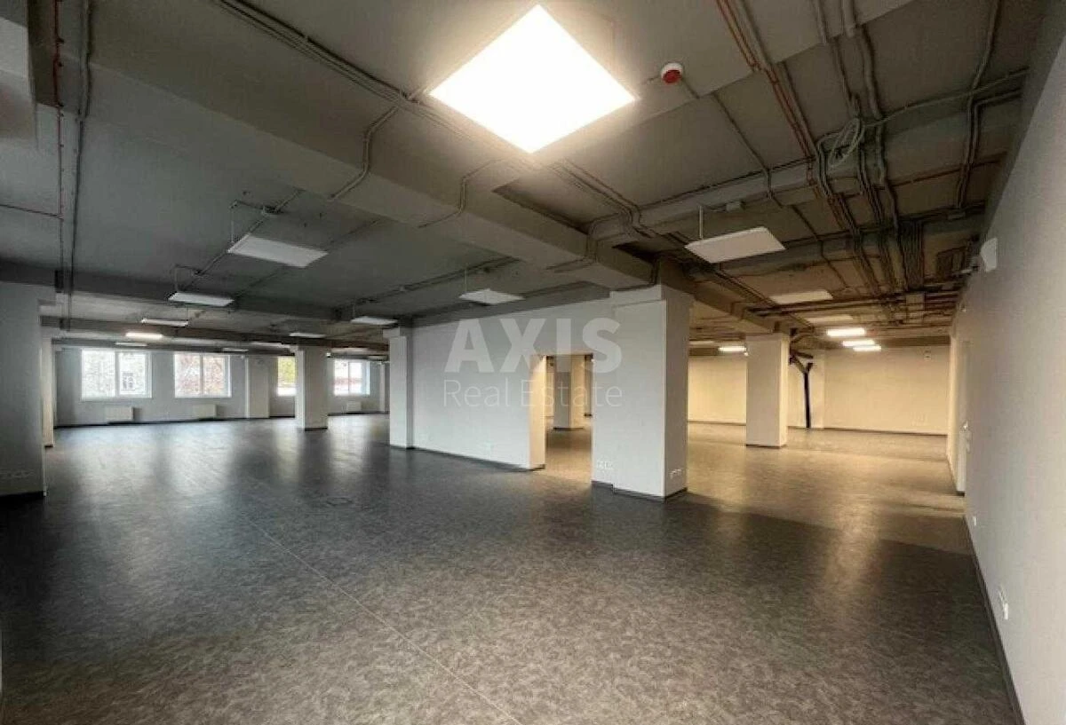Office vul. Pochajnyns'ka 38/44, 520m2681104