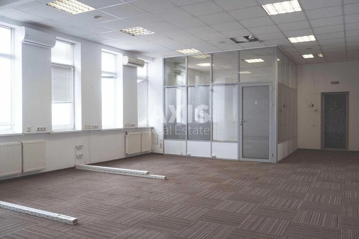 Office vul. Geroi'v Kosmosu 4, 165m258099