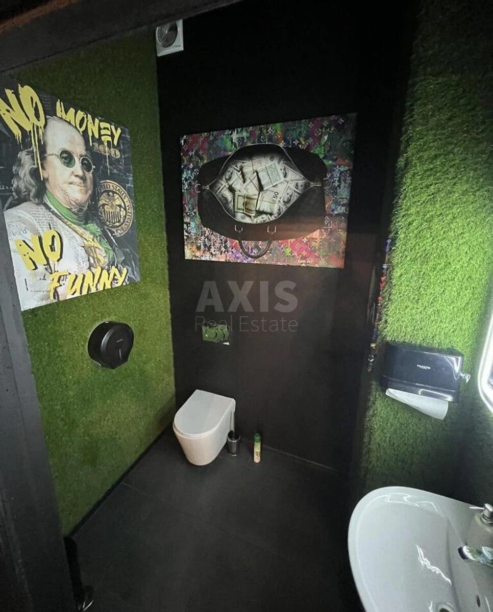 Trade object vul. Oleksandra Olesja 2В, 121m2501243