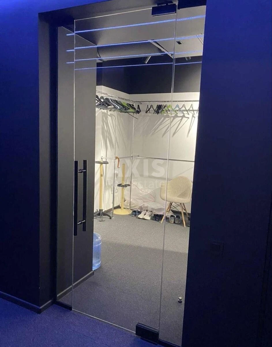 Офис ул. Антоновича 74, 680м2634377