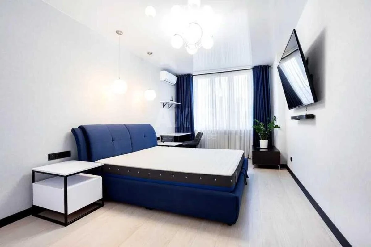 1k apartment prov. Jasynuvats'kyj 11634885