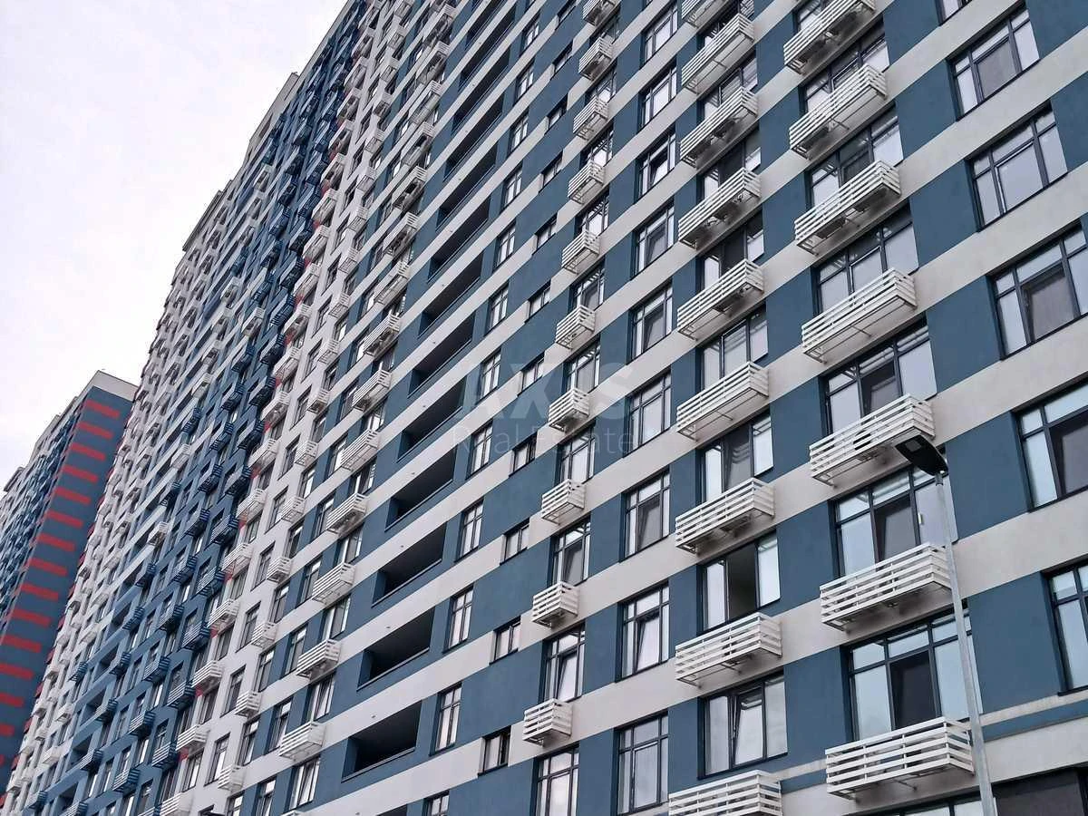 1k apartment vul. Sverstjuka Jevgena 4716207