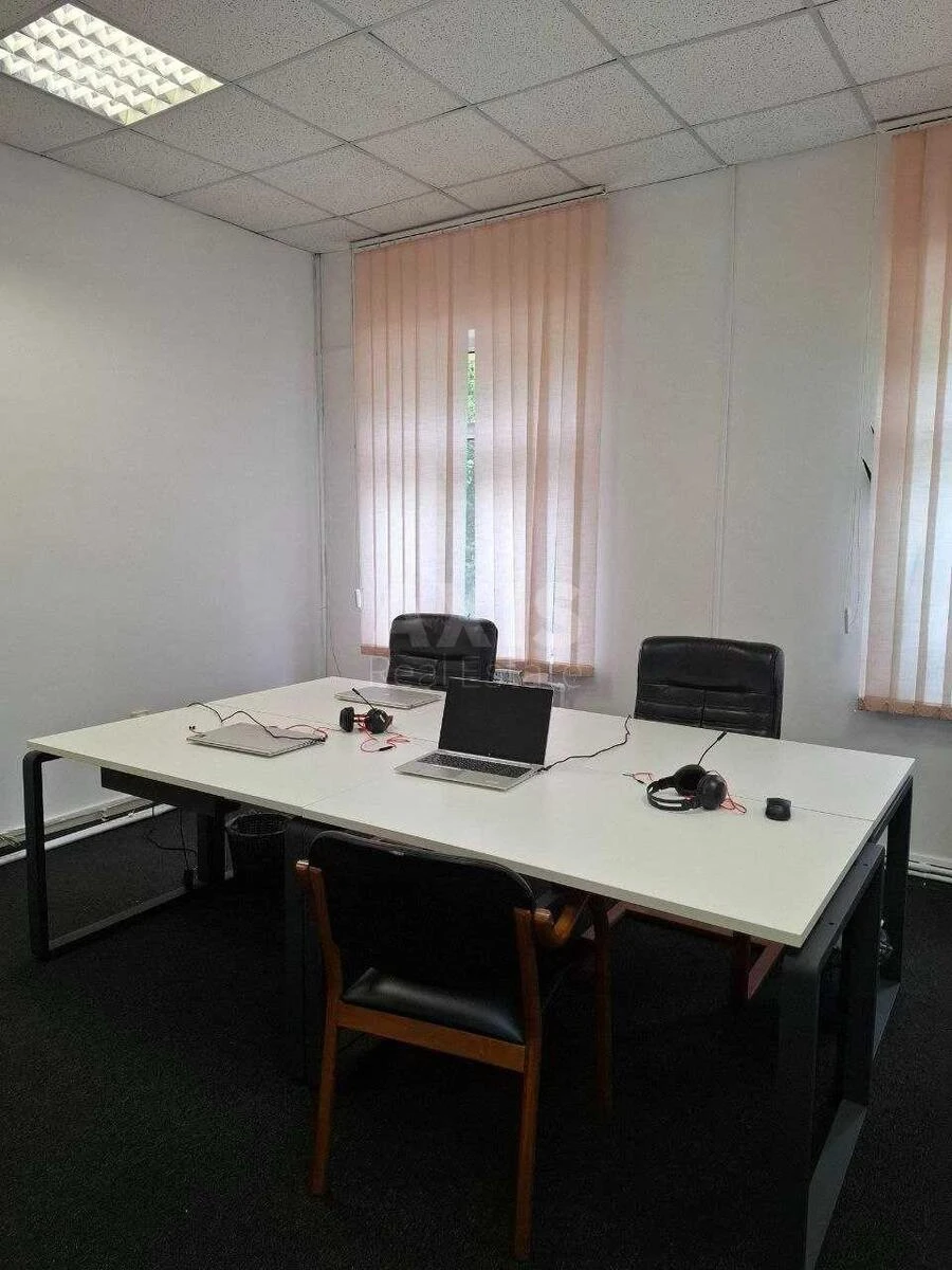 Office vul. Teligy Oleny 6, 38m2687243