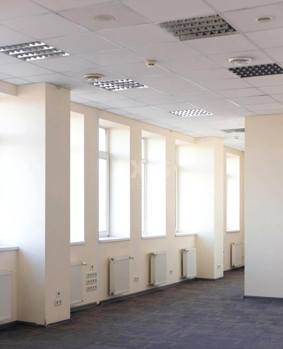 Office vul. Pymonenka Mykoly 13, 700m266018
